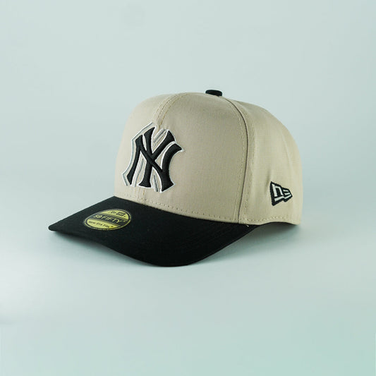 NewEra Negra/Beige New York Yankees