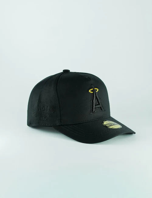 Gorra Angels Negra Halo de Los Angeles Angels, colorway Negro · Dorado