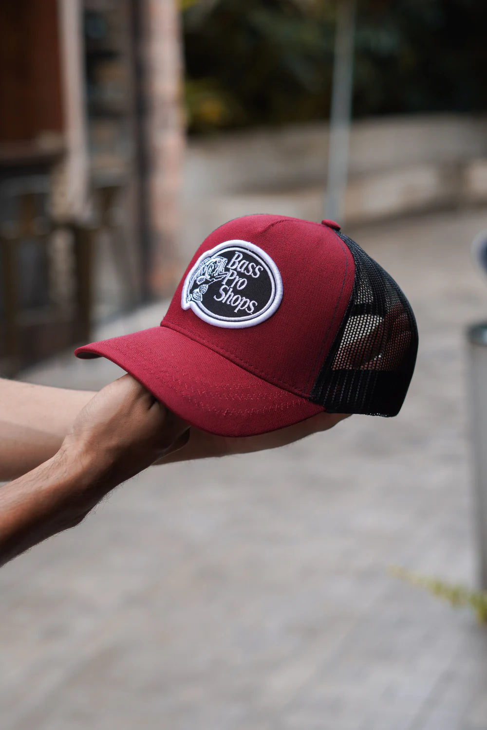 Gorra Bass Pro Vino / Negra de Bass Pro Shops, colorway Vino · Negro
